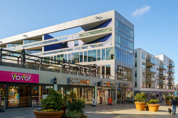 Belfort 90 in Almere foto