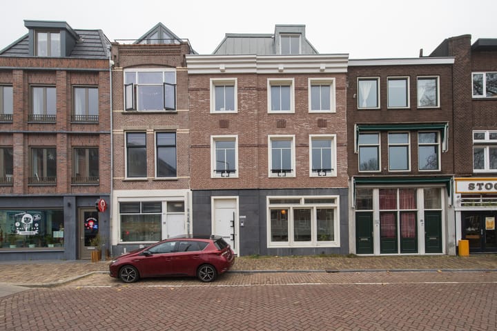Bemuurde Weerd O.Z. 42E in Utrecht