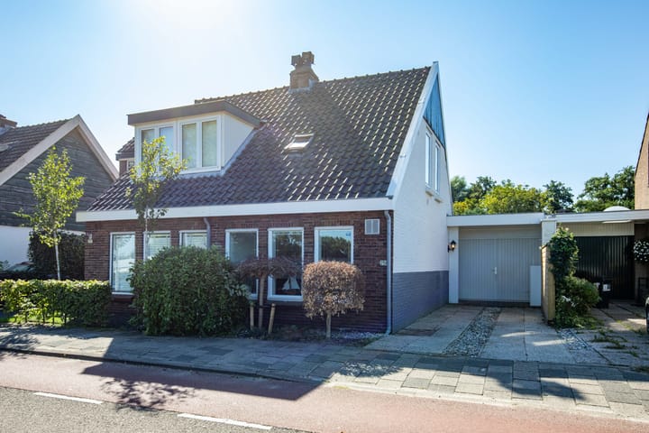 Bennebroekerdijk 256 in Cruquius foto