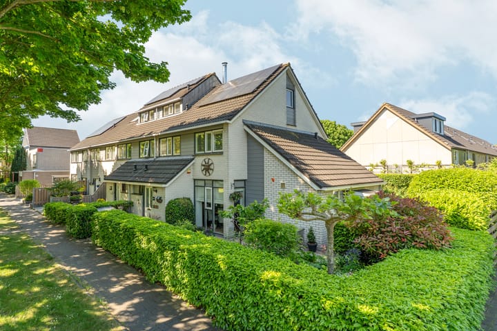 Benny Goodmanstraat 13 in Almere foto