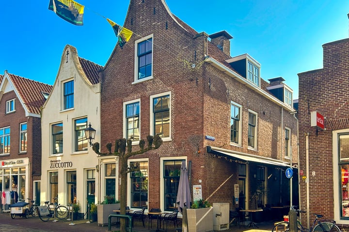 Benschopperstraat 10a in IJsselstein foto