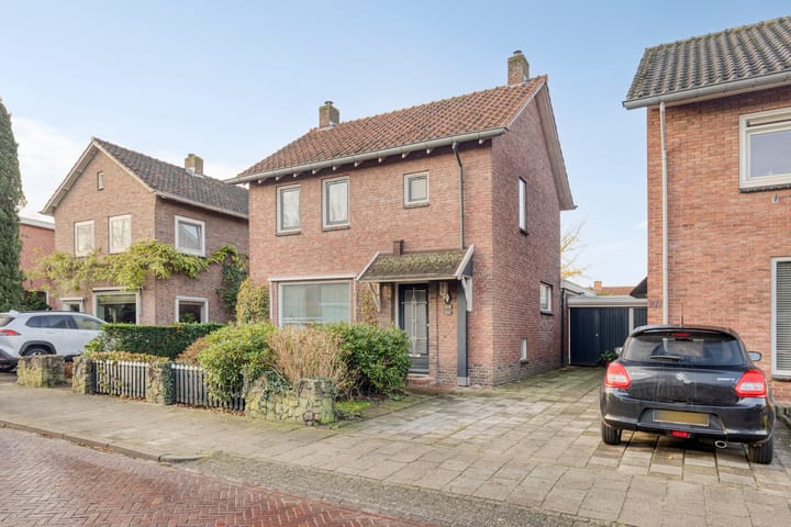 Bentinckstraat 105 in Oldenzaal foto