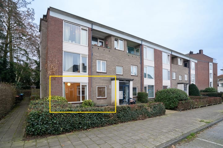 Bentrotstraat 20 in Enschede foto