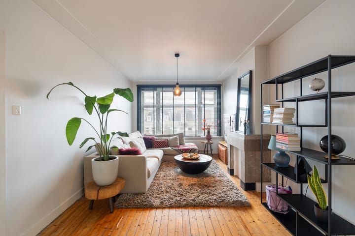 Bergweg 69B in Rotterdam foto