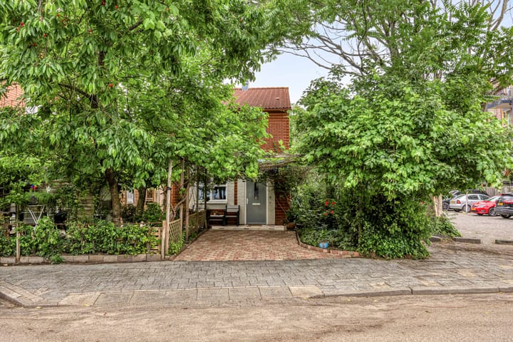 Beringstraat 16 in Amersfoort foto