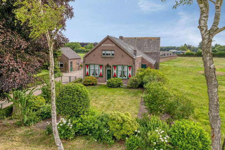 Berkenstraat 10 in Oosteind foto