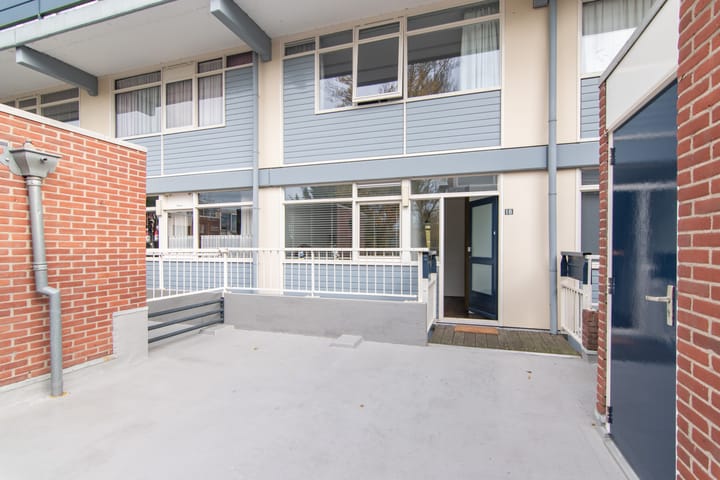 Berliozrode 18 in Zoetermeer foto