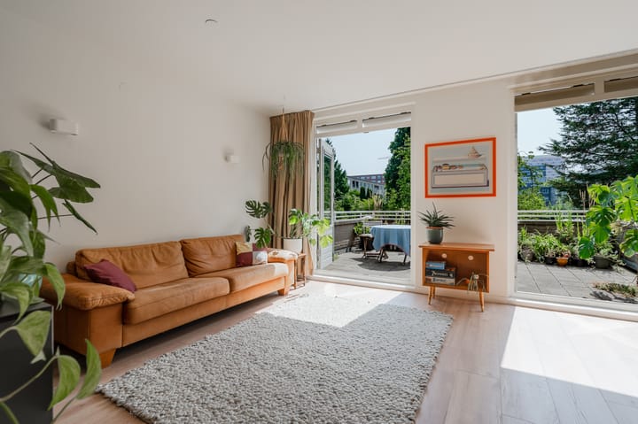 Berthold Brechtstraat 12 in Amsterdam foto