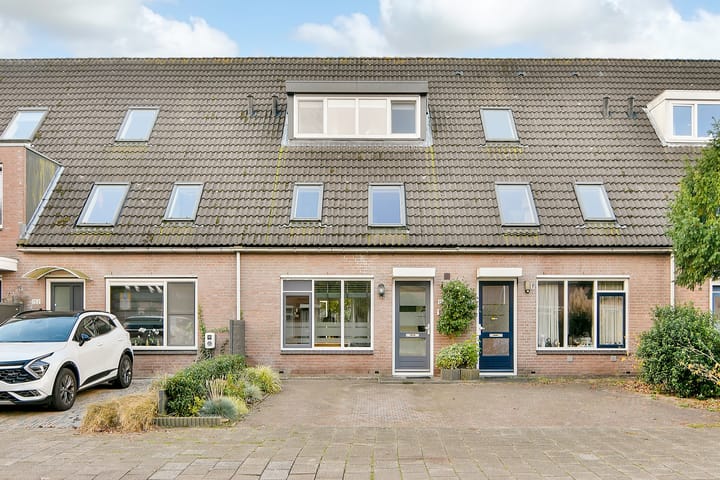 Bervoetsbos 154 in Hoofddorp foto