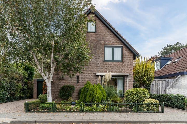 Bessendreef 5 in Arkel foto