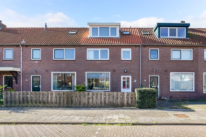 Betje Wolffstraat 12 in Alkmaar foto