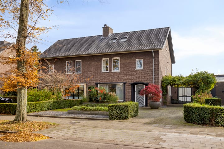 Betsy Westendorpstraat 6 in Apeldoorn foto