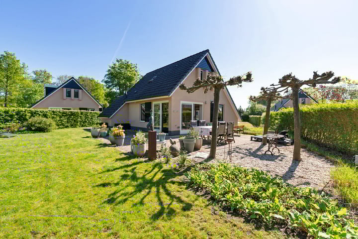 Beuckenswijkstraat 28-36 in Sondel foto