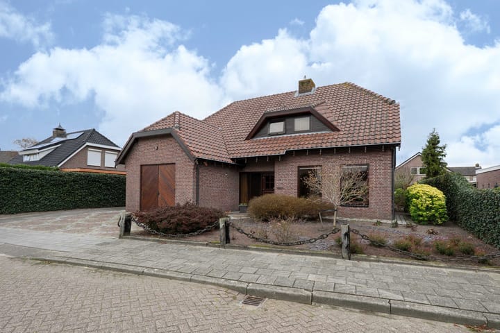 Beukenlaan 3 in Bosschenhoofd foto