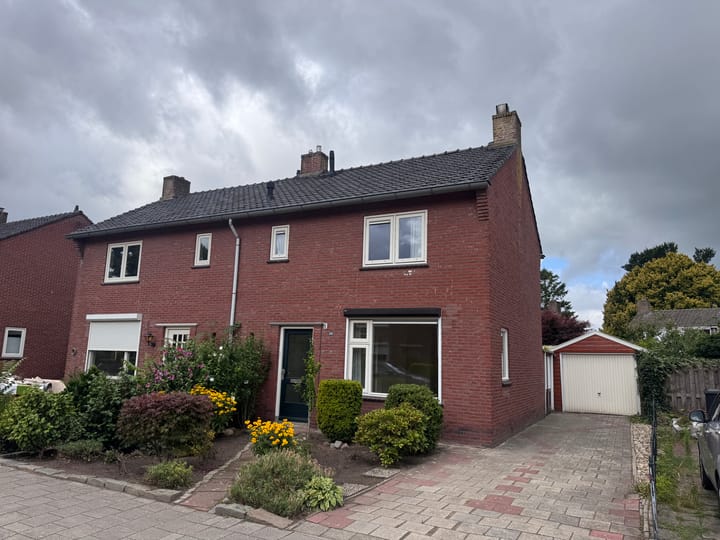 Beukenlaan 44 in Wierden foto