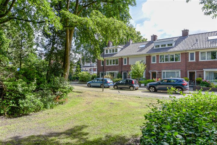 Beuklaan 1 in Rijswijk foto
