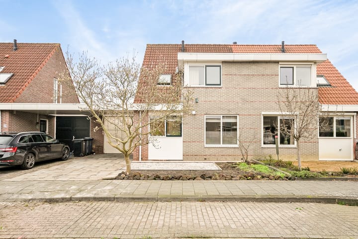 Beursjeskruidstraat 21 in Almere foto