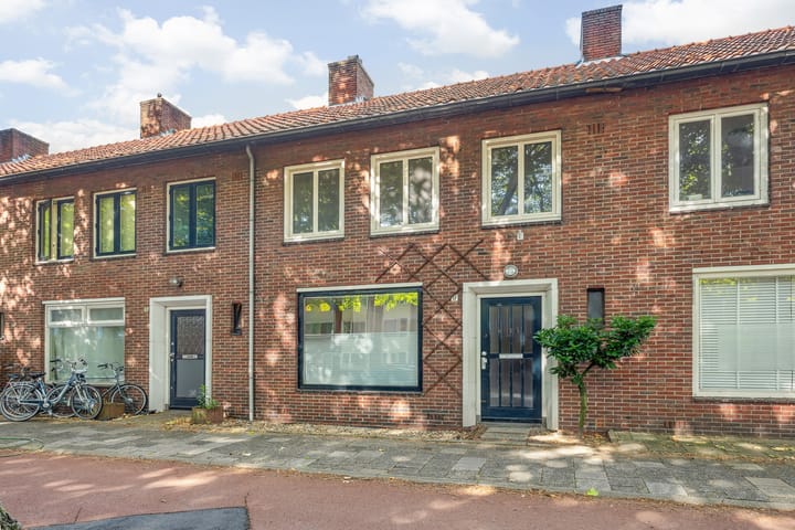 Beverweg 17 in Breda foto