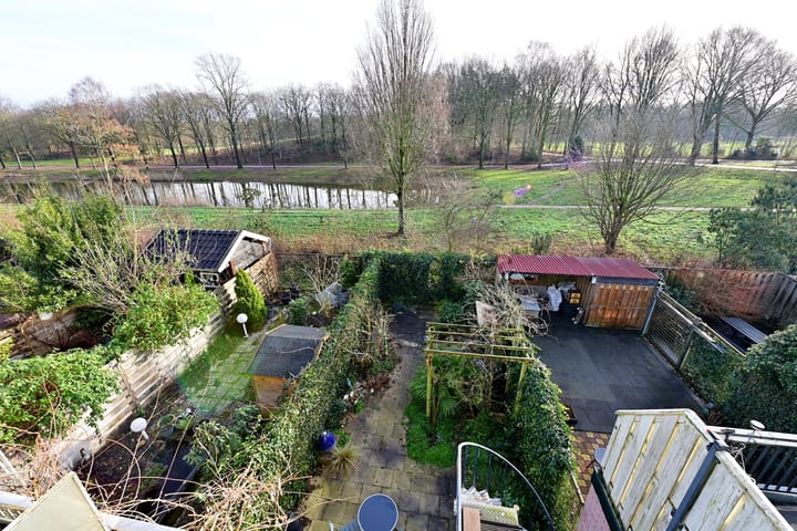 Bezaan 50 in Huizen foto