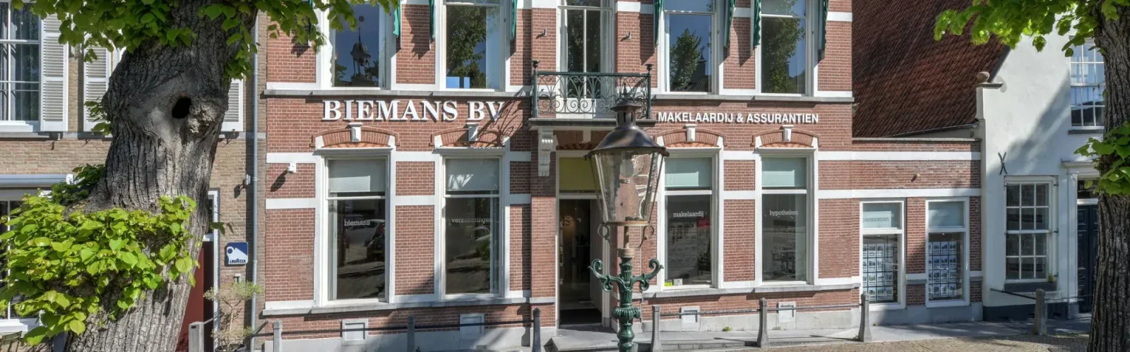 Team foto van Biemans Makelaardij | NVM - Qualis