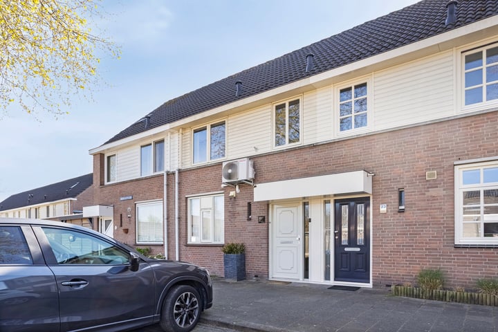 Biervlietplein 22 in Tilburg foto