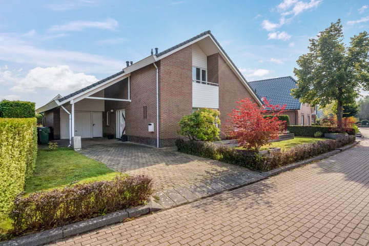 Biessumerwaard 22 in Delfzijl foto