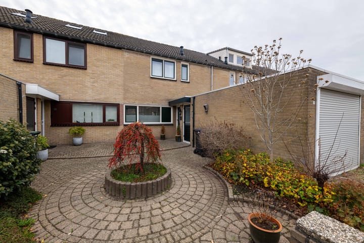 Bilderdijkhof 11 in Hellevoetsluis foto