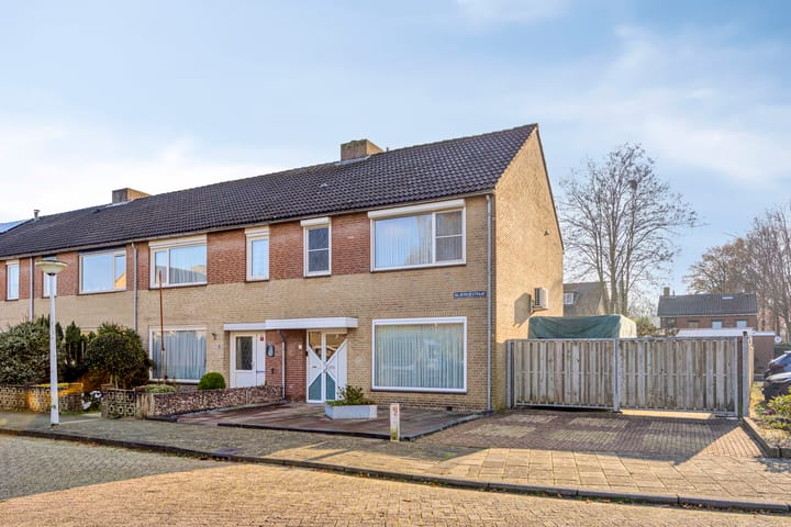 Bilderdijkstraat 1 in Rosmalen foto