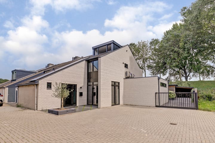 Binnendijk 18 in Huissen foto