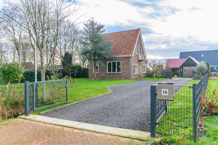Binnendyk 16 in Rottum foto