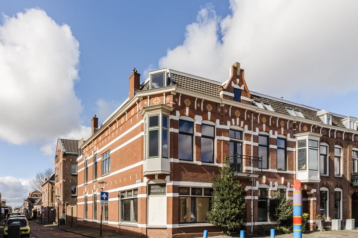 Binnensingel 126 in Vlaardingen foto