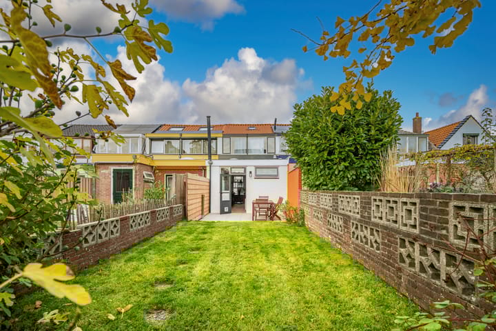 Bloemistenlaan 9 in Leiden foto