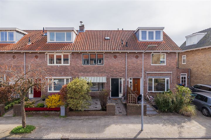 Bloemveldlaan 32 in Haarlem foto