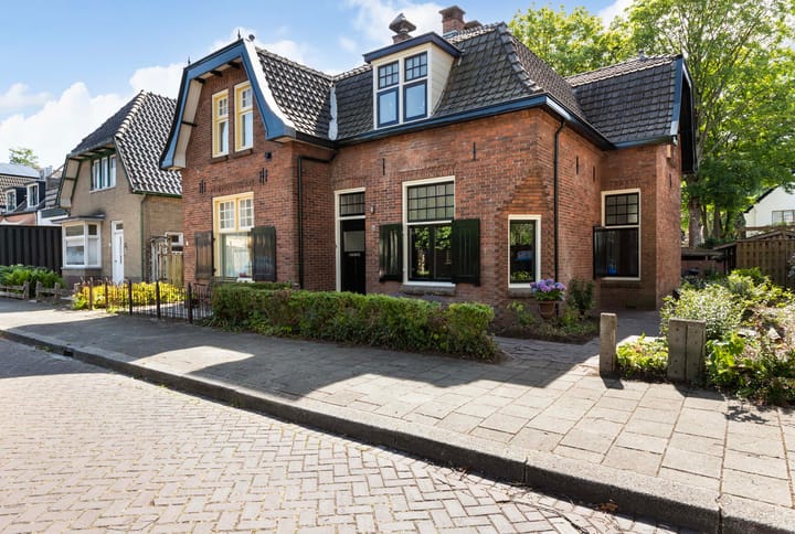 Bloemwijklaan 14 in Apeldoorn foto