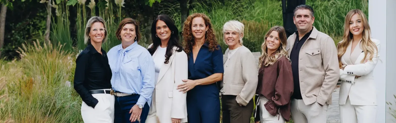 Team foto van Blue Living Makelaardij