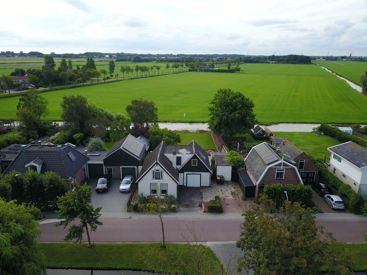 Bobeldijk 63 in Berkhout