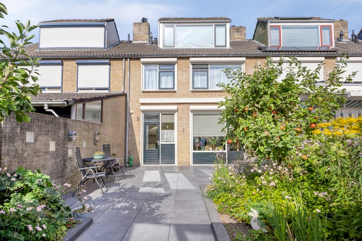 Boisotstraat 13 in Oud-Beijerland foto