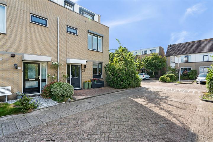 Bordewijkstraat 25 in 's-Gravenzande foto