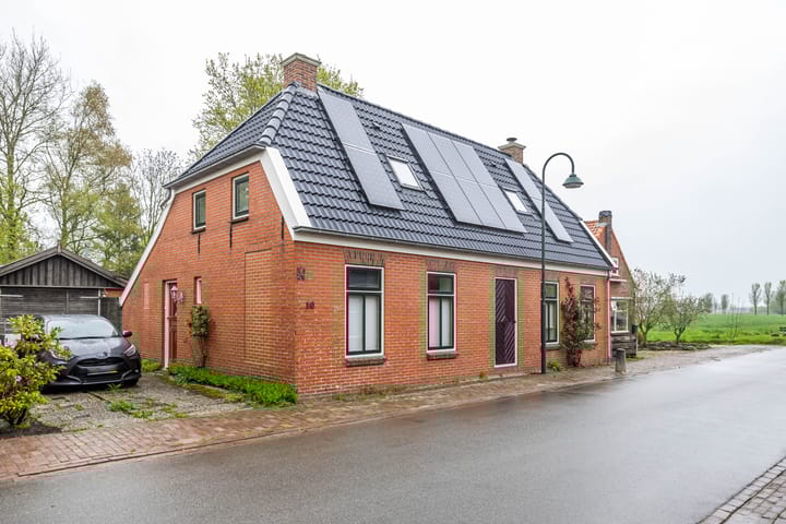 Borgweg 10 in Lellens foto