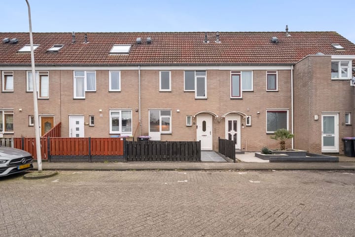 Foto van woning Borstelgras 6, Spijkenisse