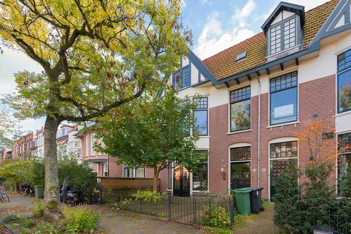 Bos en Vaartstraat 19 in Haarlem foto