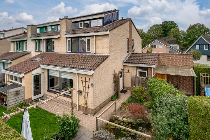 Bosboomstraat 2 in Duiven foto