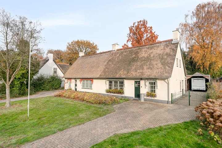 Boskamp 23 in Emmen foto