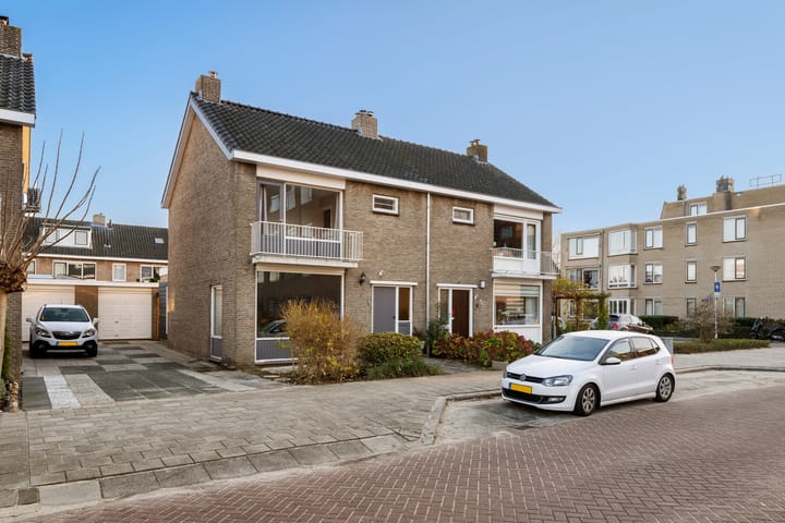 Boslaan 6 in Nieuwerkerk aan den IJssel foto