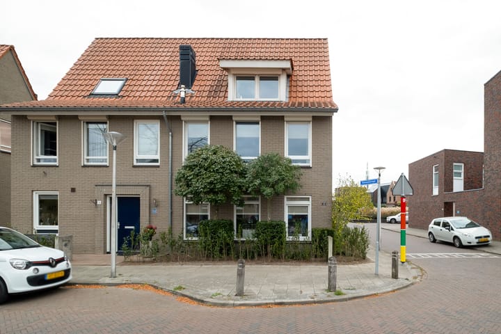 Bosuilstraat 12 in Enschede foto