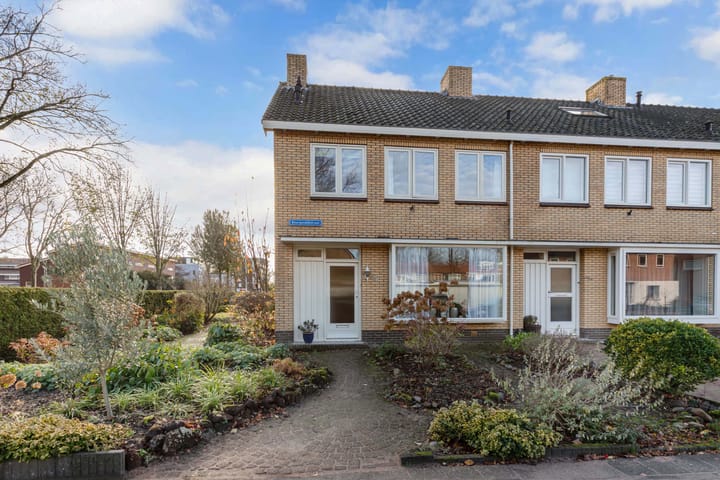 Foto van woning Bourgondiëstraat 26, Emmeloord
