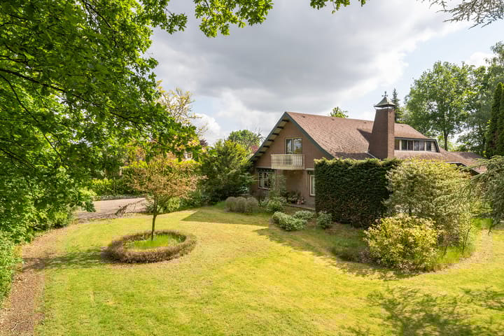 Bovenstraat 43 in Hoeven foto