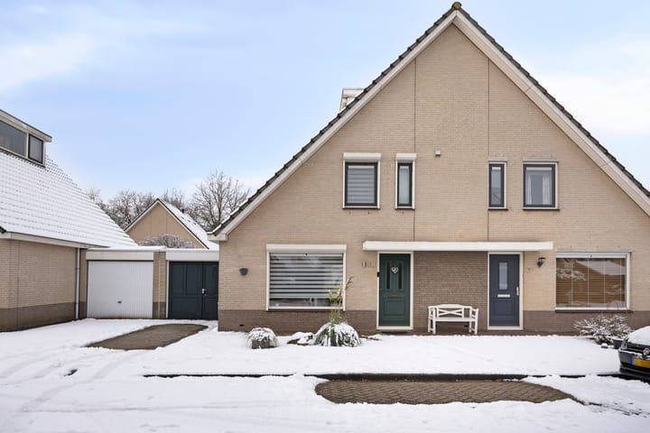 Brabanthof 12 in Helmond foto