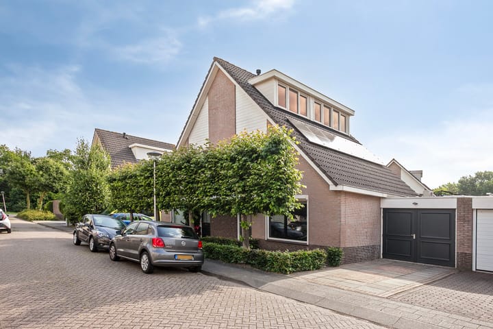 Brabanthof 7 in Helmond foto