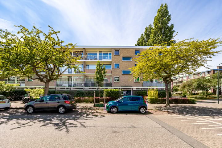 Brahmslaan 265 in Leiden foto